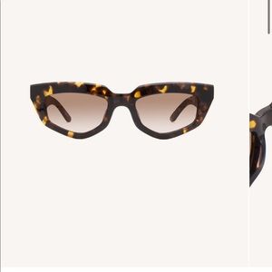 DEZI “On Read” sunglasses available in tortoise